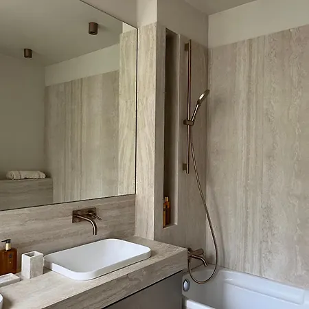 Apartment 16 Auteuil-passy Standing Neuf 2ch 2sdb 2wc Paris